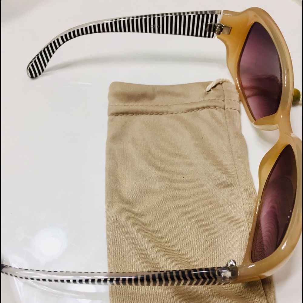 Chico’s sunglasses